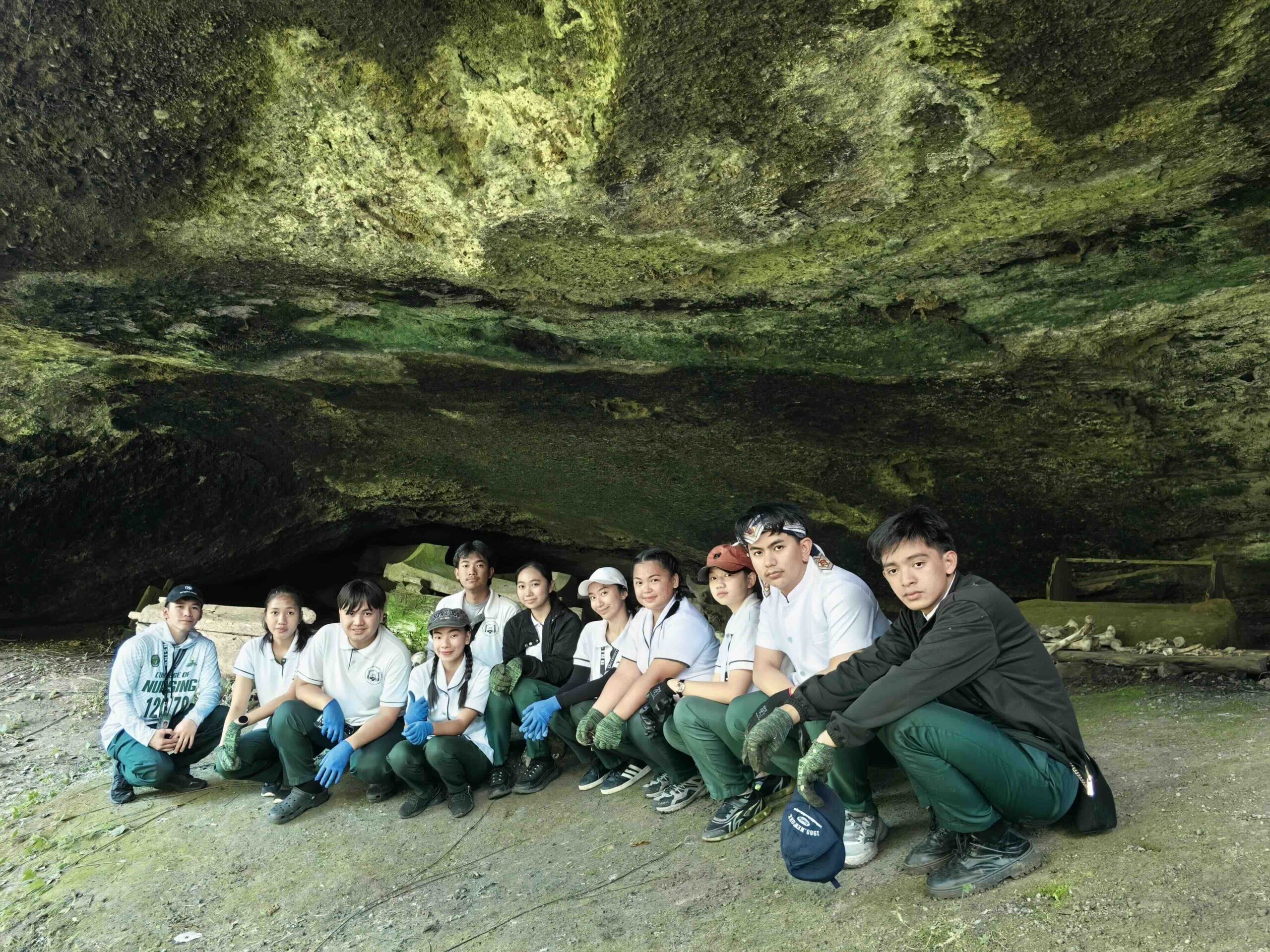 UC CON Level 4 Students Conduct Pathway Clearing to Shomanay Cave in Pongayan, Kapangan